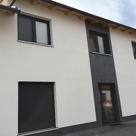 Apartment Lidicka Slavkov, 4 Person สลาฟโกฟ อู เบอร์นา ภายนอก รูปภาพ