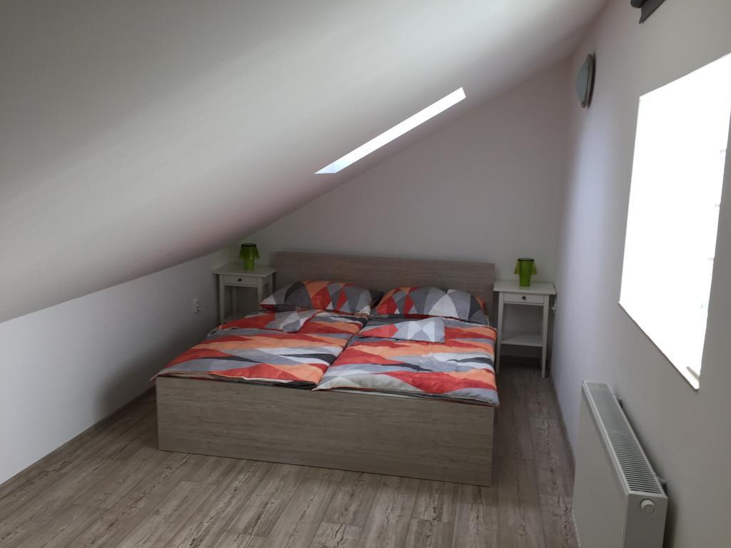 Apartment Lidicka Slavkov, 4 Person สลาฟโกฟ อู เบอร์นา ภายนอก รูปภาพ